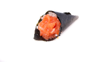 temaki-spicy-salmon-lin-sushi